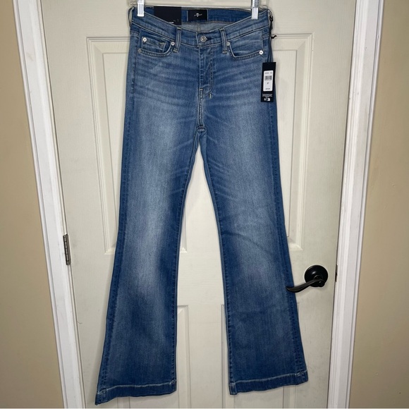 The 7 For All Mankind Women's Dojo Distressed Authentic Light Jeans Sz 27 - Picture 2 of 8